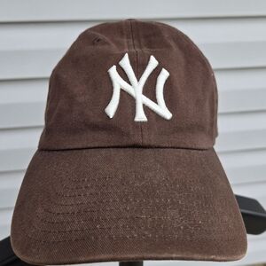 47 Brand NY Yankees Womens  Brown Baseball Cap